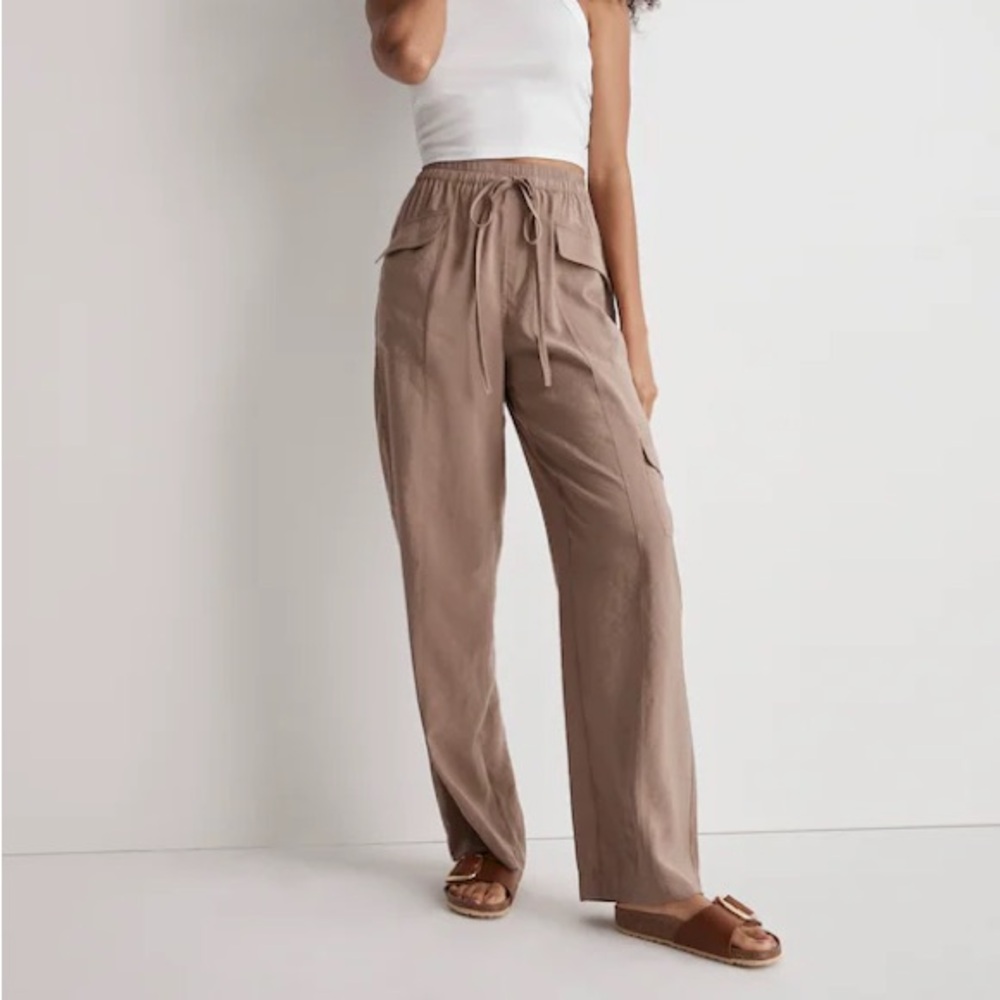 Madewell Straight Cargo Pants in Softdrape